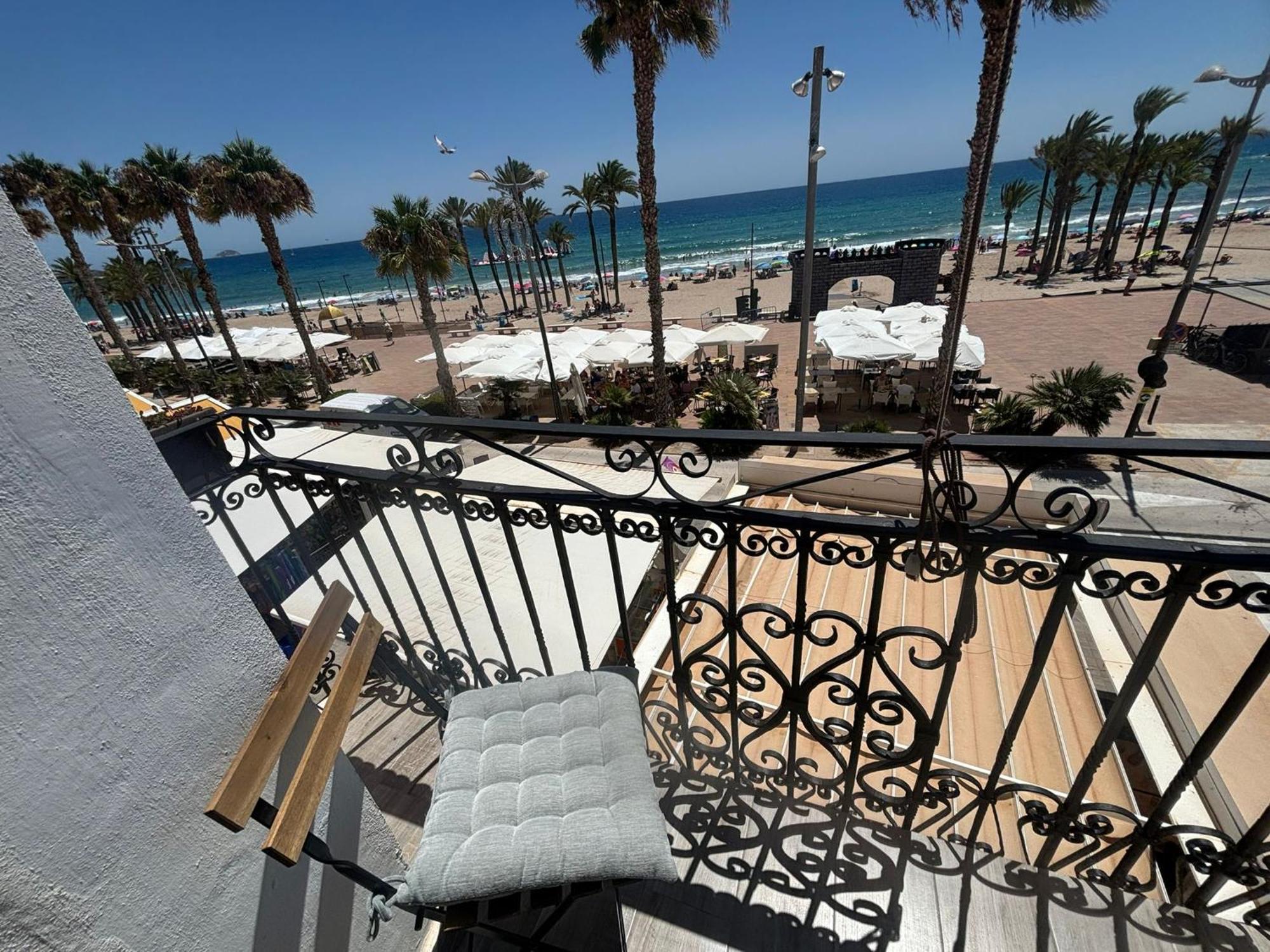 H&B Costablanca Apartman Villajoyosa Kültér fotó