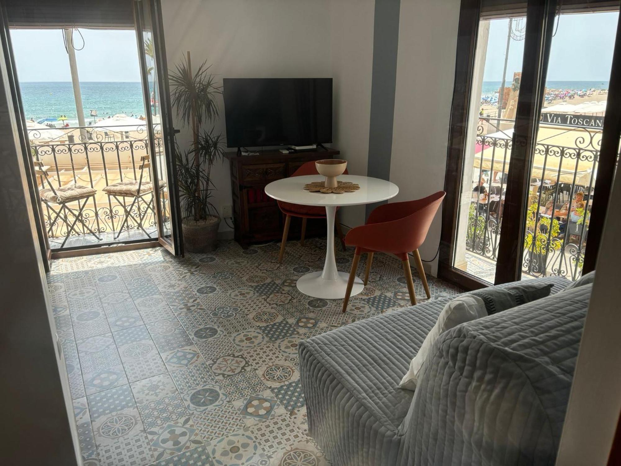 H&B Costablanca Apartman Villajoyosa Kültér fotó