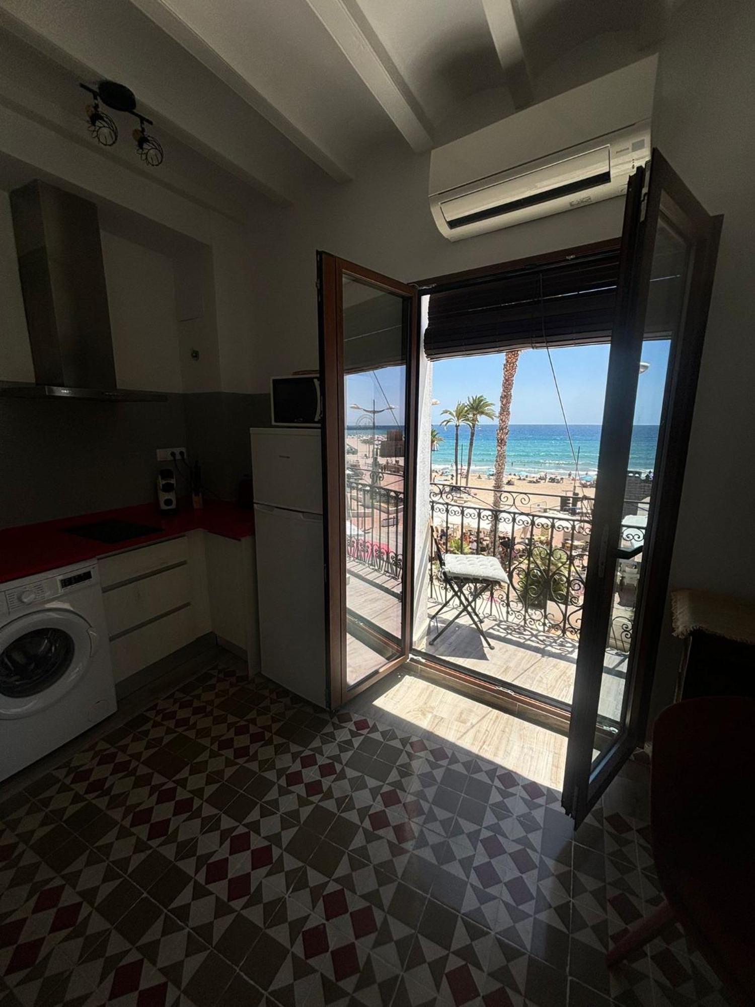 H&B Costablanca Apartman Villajoyosa Kültér fotó